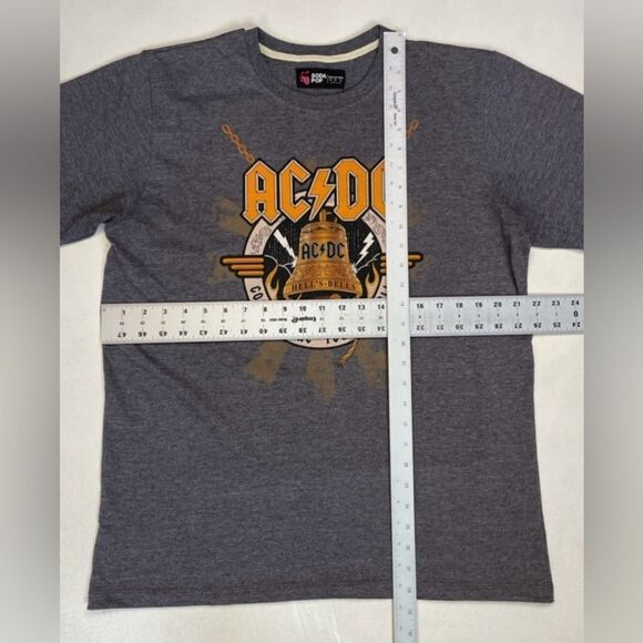 ACDC Gonna Take You To Hell Graphic T-shirt Men Medium Gray Short Sleeve Music - Picture 5 of 5